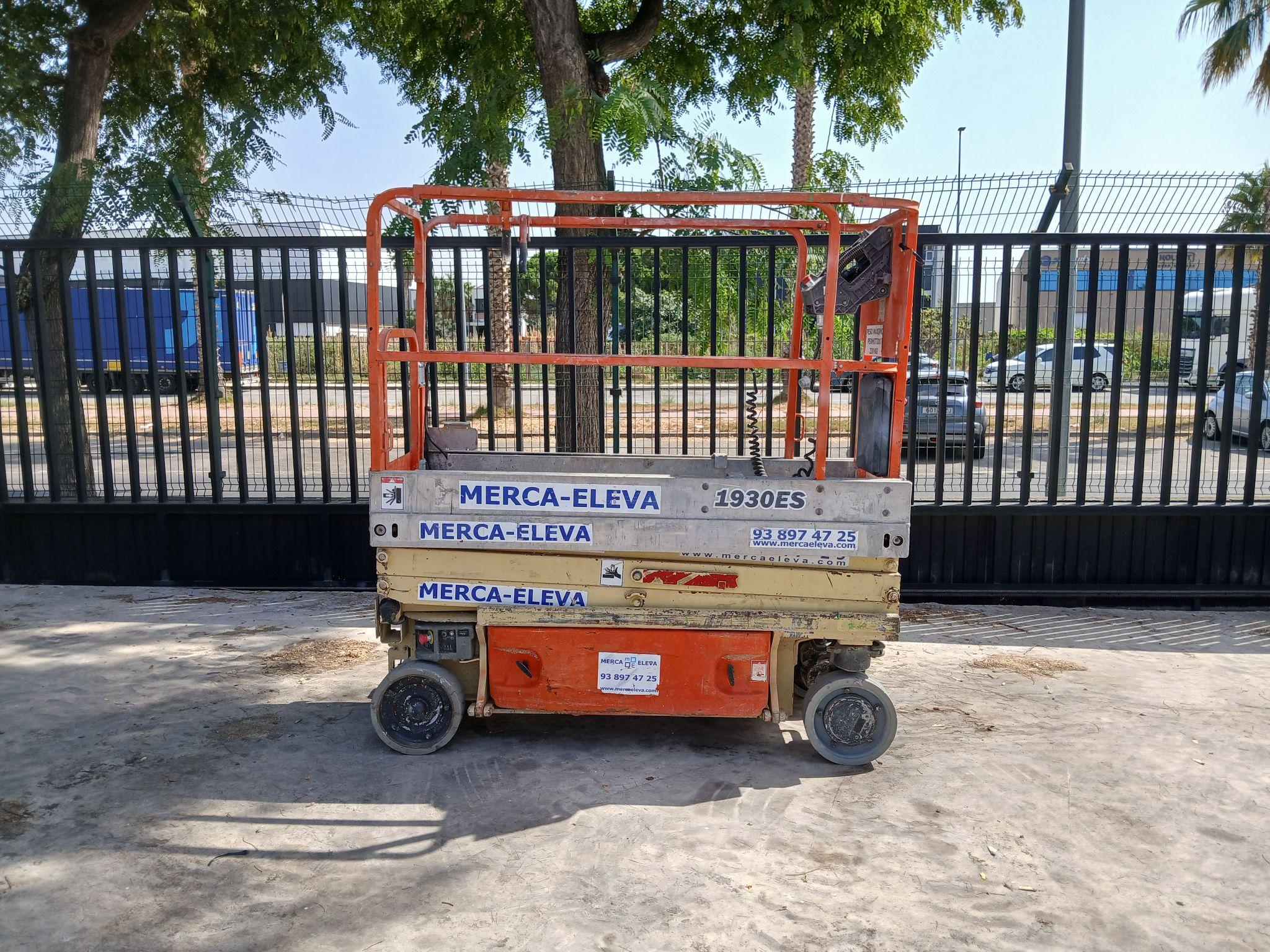 JLG 1930 ES PLATAFORMA TIJERA ELECTRICA 8 MT