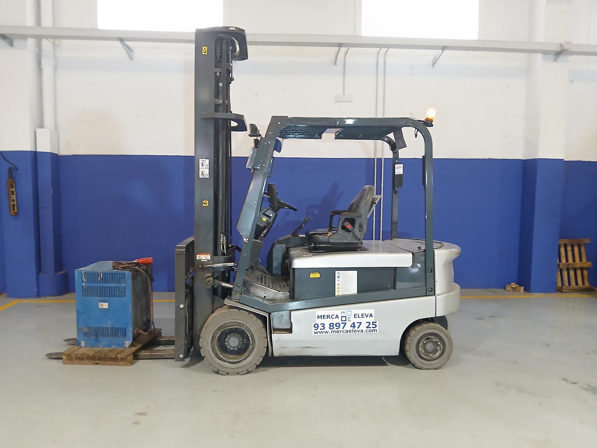 Nissan GQ02L30CU CARRETILLA ELEVADORA ELECTRICA 3000 KG