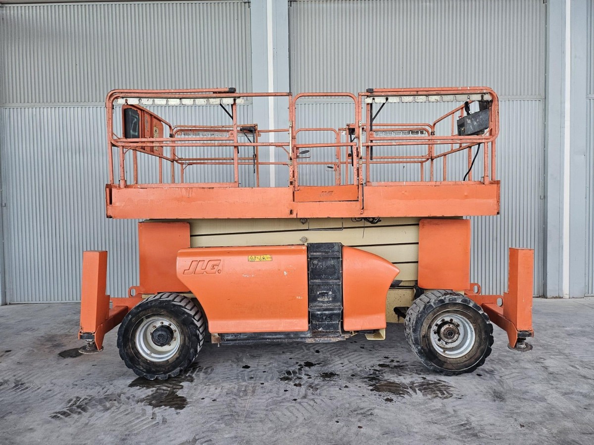 2007 JLG 4394RT