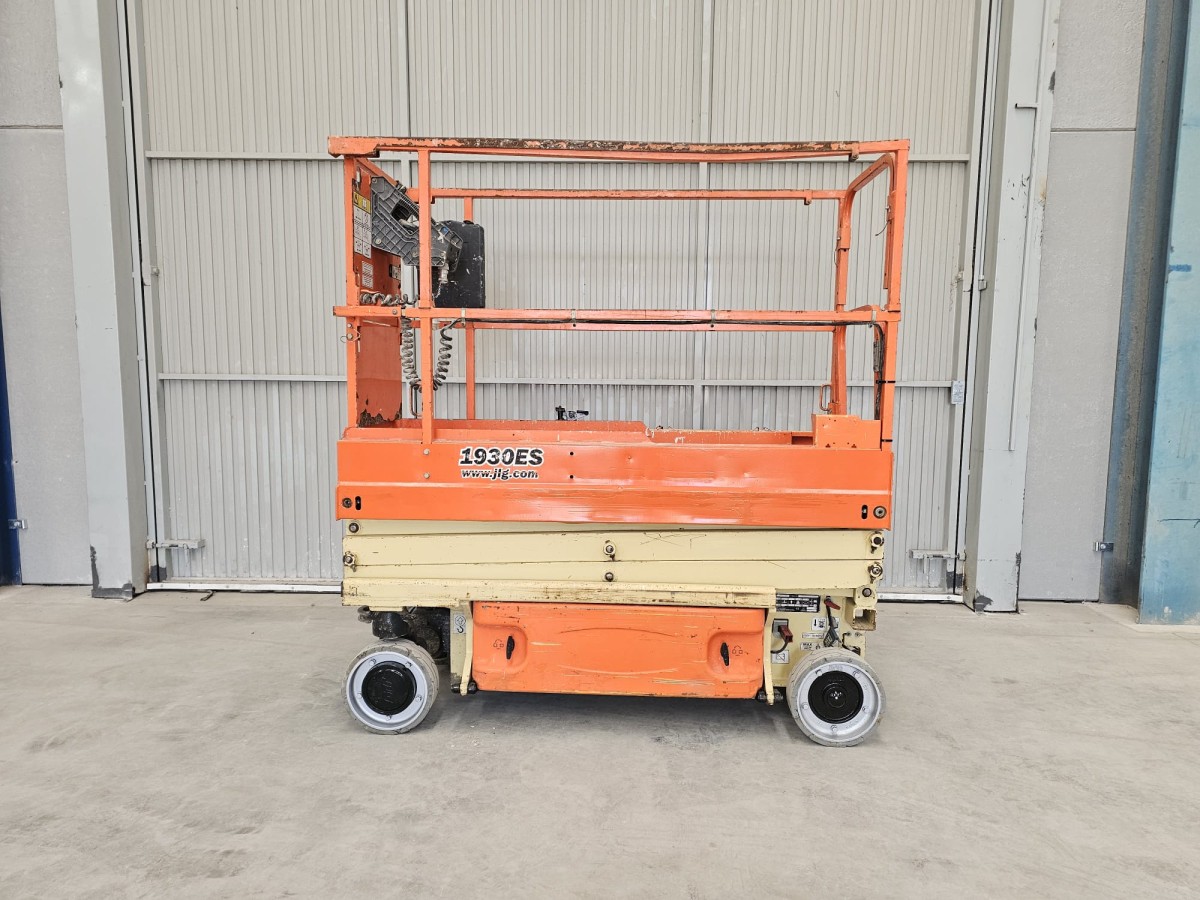 2016 JLG 1930ES