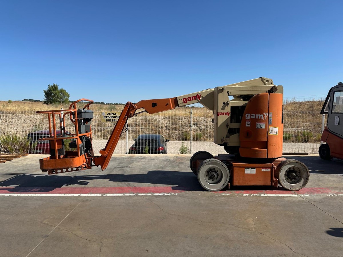 2007 JLG E300AJP