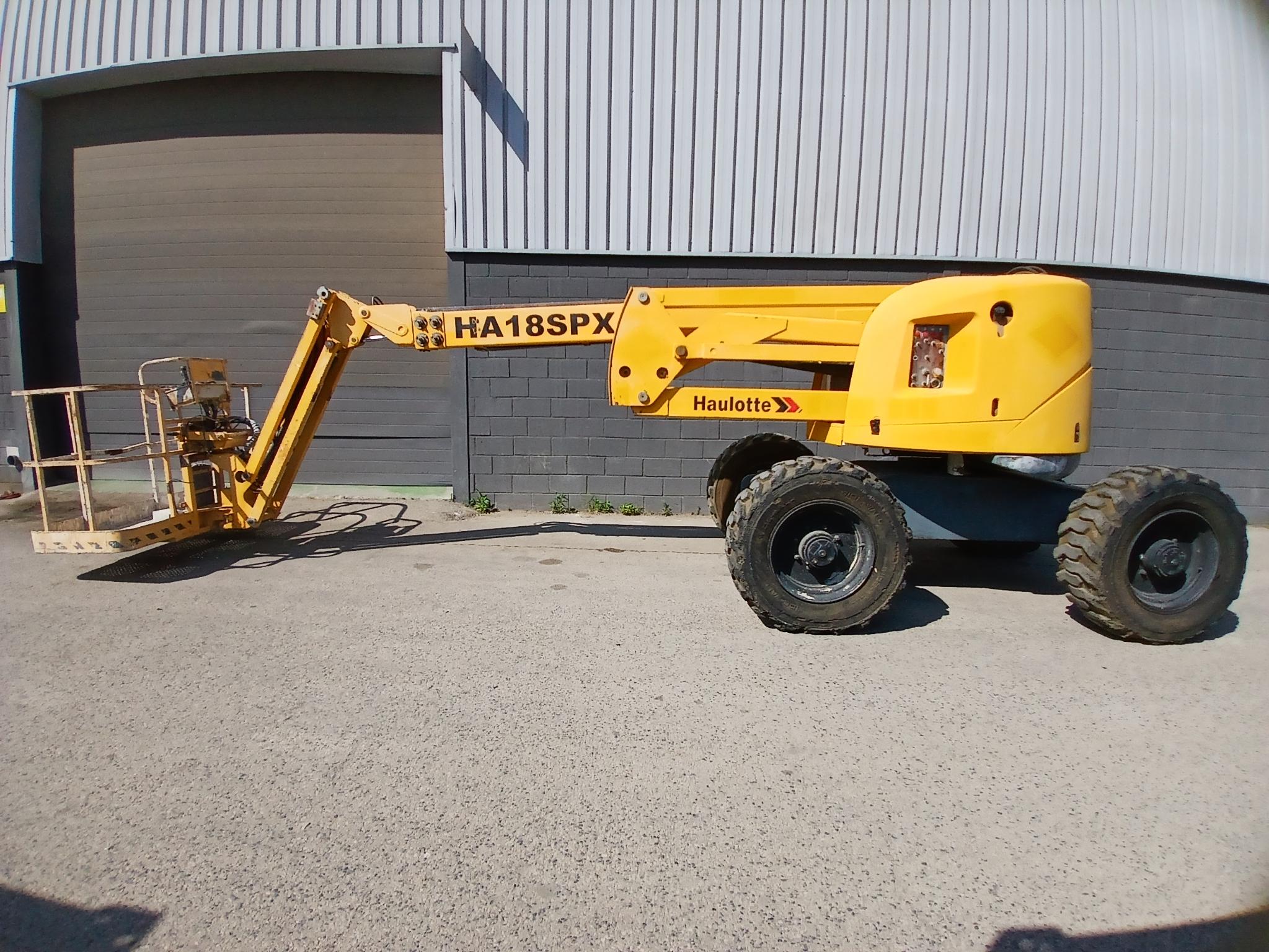 Haulotte HA18SPX PLATAFORMA ARTICULADA DIESEL 18 MT