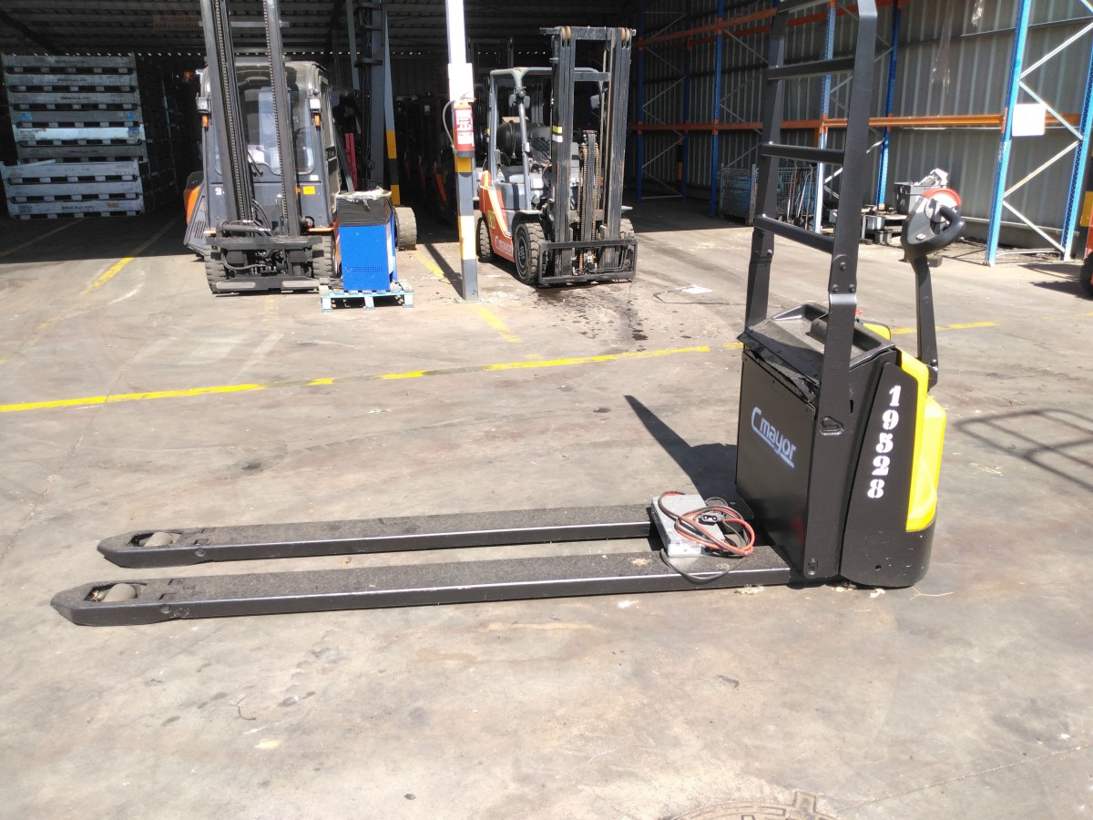 2018 YALE MP20