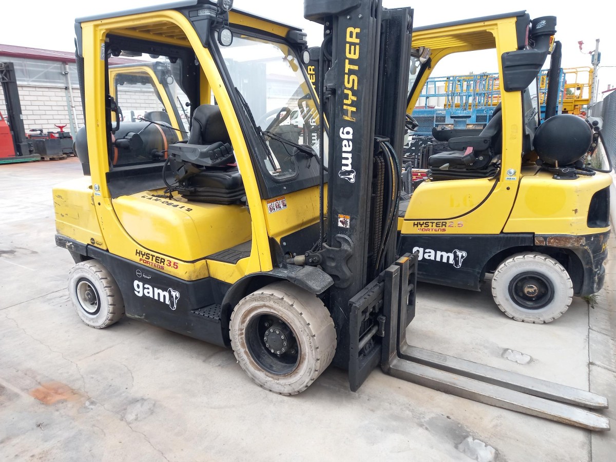 2019 HYSTER H3.5FT