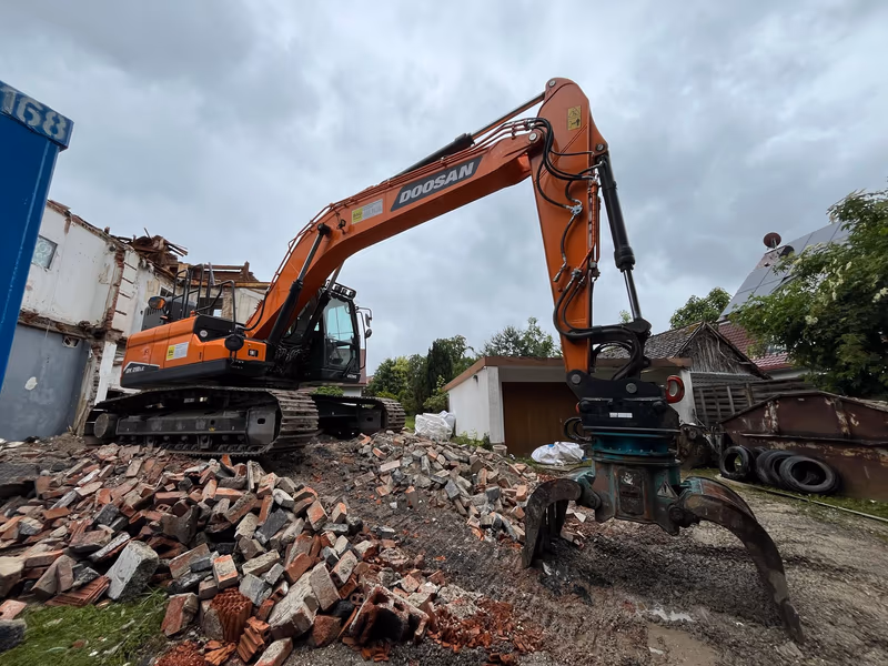 Excavadora Doosan DX 210 LC-7
