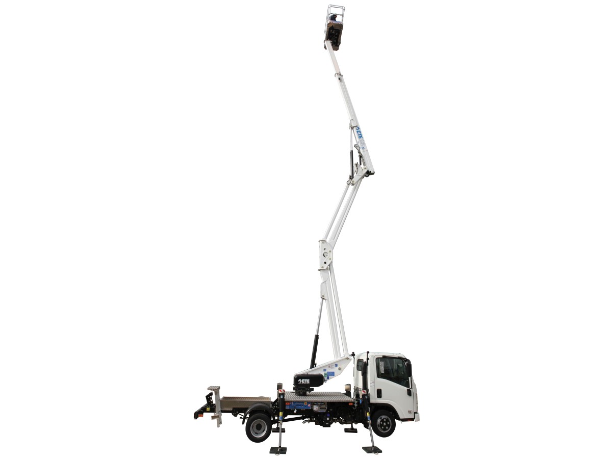 Plataforma sobre camión articulada CTE ZED 20.4 HN ISUZU