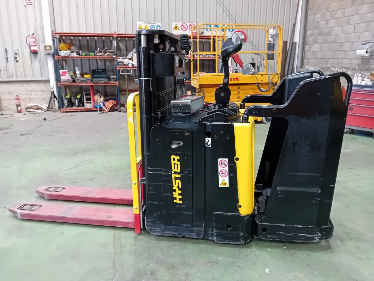 2021 HYSTER P2.0SD